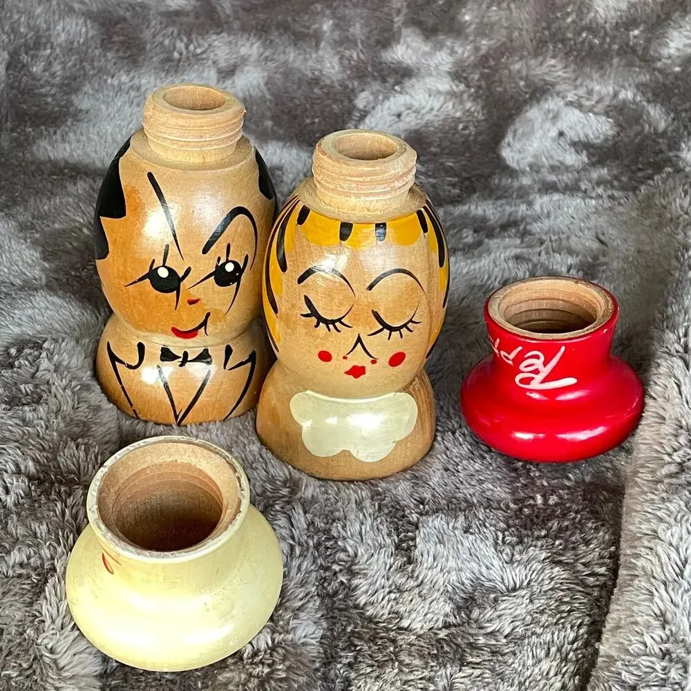 Vintage Salty & Peppy Wooden Salt & Pepper Shakers Japan MCM Hand Painted